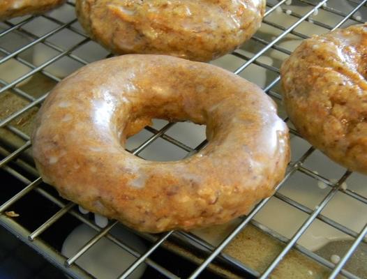 gluten - gratis carrot cake donuts