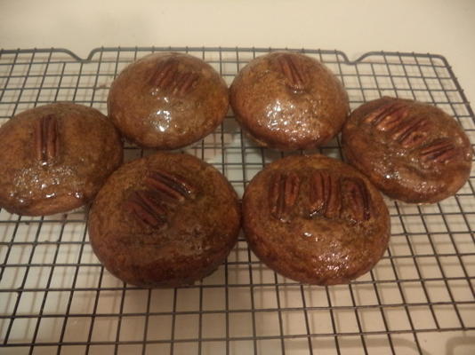 pecan spice muffins