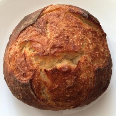 mini no-knead boule brood