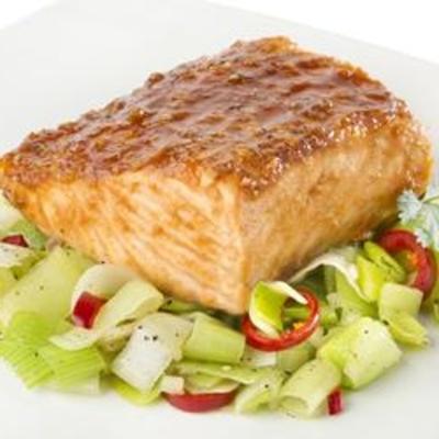 zalm teriyaki gebakken in foliepakketten