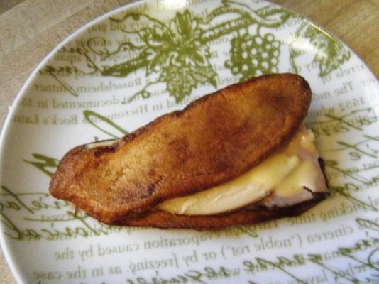 ham en kaas op aardappelbeten met honing mosterd sp5
