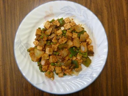 gebarbecued tofu met paprika en uien