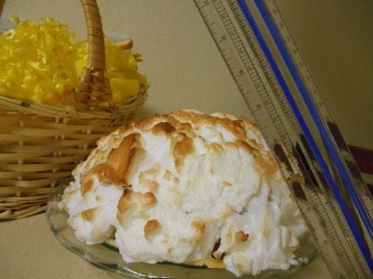 4-laags luchtige citroensap met meringuecake