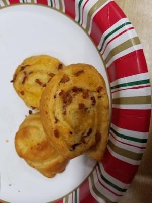 pillsbury bacon cheddar pinwheels