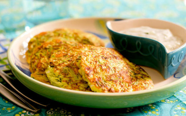 glutenvrije Turkse courgettefritters (kabak manduuml; cver)