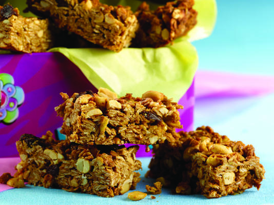 dubbele pinda-granola-repen