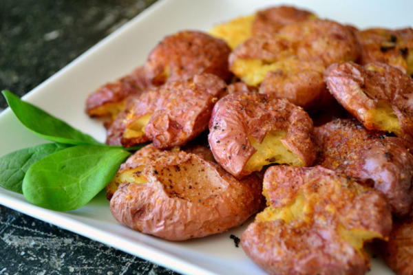 geen-kook knapperige geroosterde smash aardappelen