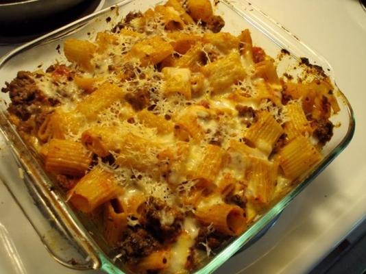 gebakken rigatoni met rundvlees