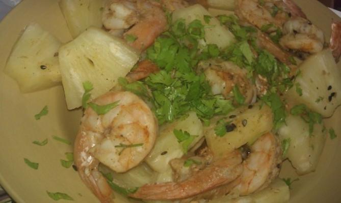 tikka van garnalen en ananas