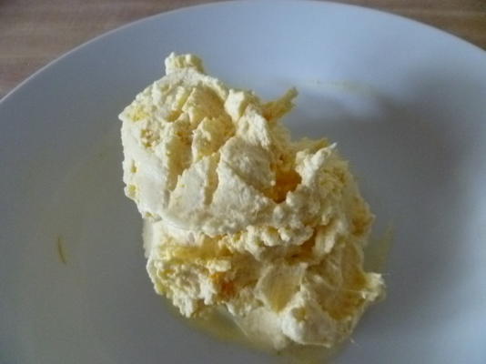 Thais kokos en mango-ijs