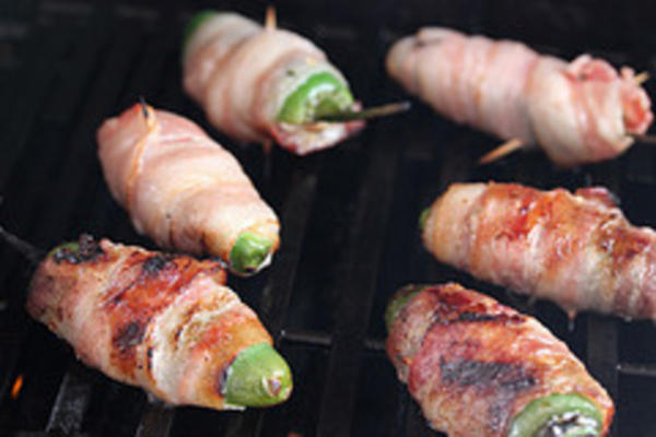 cajun gegrilde gevulde jalapenos