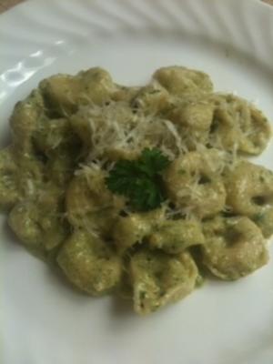 tortellini van kaas met walnootpesto