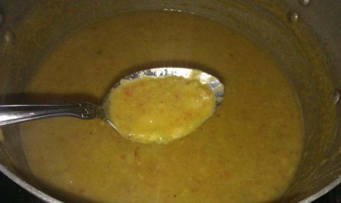 sopa de habas (fava bonen soep)
