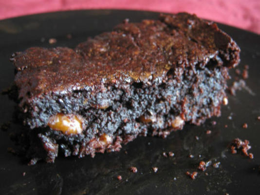 veganistische volkoren courgette brownie cake