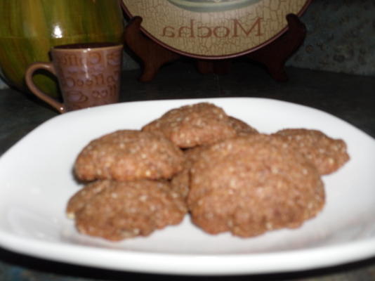 gemakkelijke veganistische kaneel-walnoot cookies