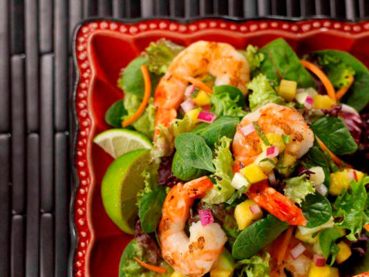 gegrilde garnalen met ananas komkommer salsa