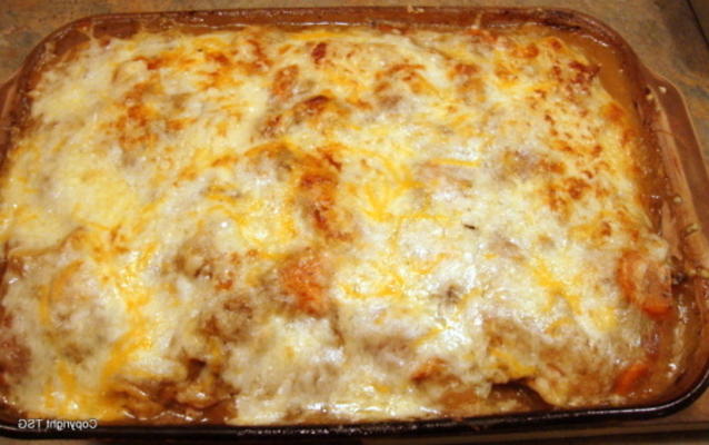 herders taart met rozemarijn, tijm en cognac jus