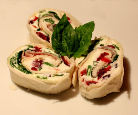 cranberry basilicum pinwheels