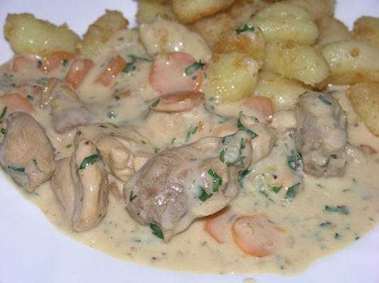 mme maigretandrsquo; s coq au vin