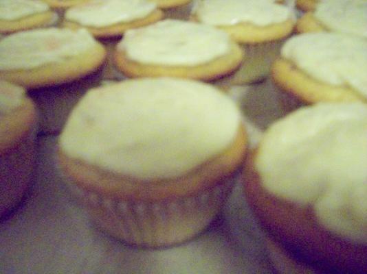 bruine suiker cupcakes met bruine boter glazuur