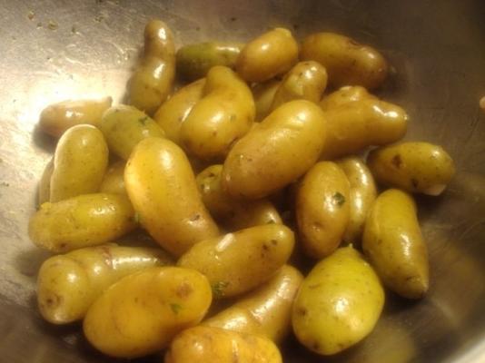 nieuwe aardappelen met citroenthyme dressing