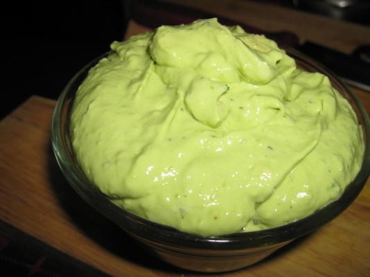 salsa de aguacate (avocado saus)