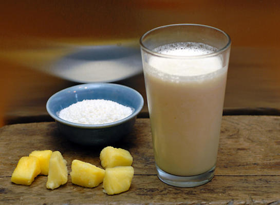 glutenvrije piandntilde; een colada-smoothie