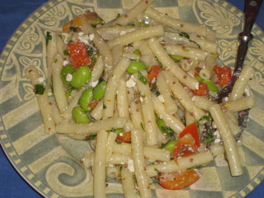 pasta met groene sojasalade