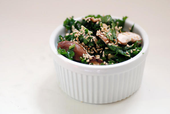 rauwe shiitake boerenkool salade