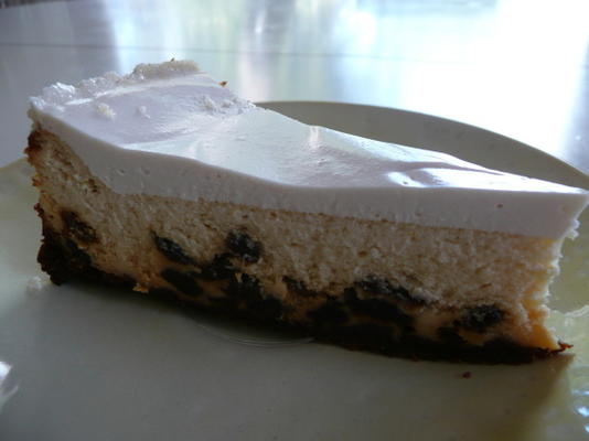 rum-raisin cheesecake