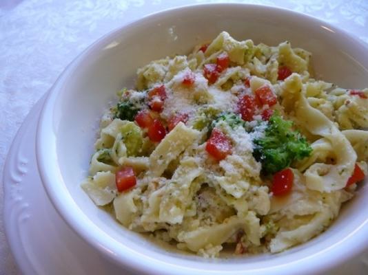 feestelijke broccoli fettuccine au gratin