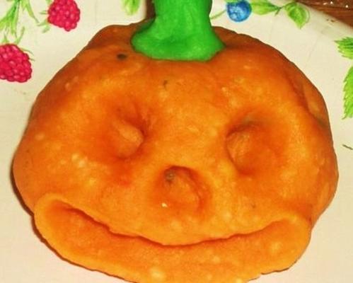 Halloween speelt deeg