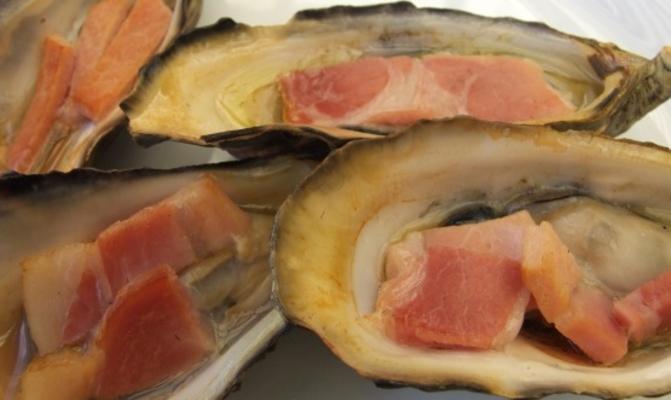 gerookte oesters en spek