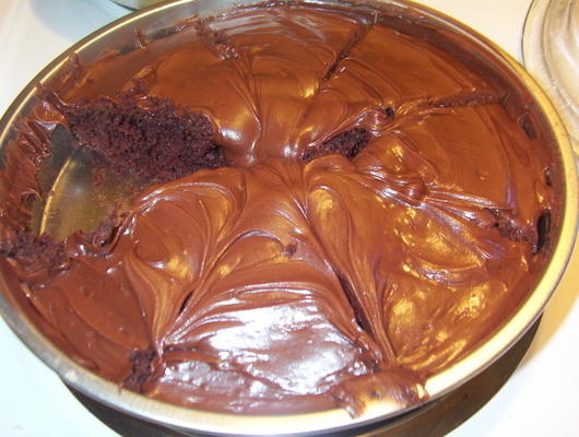 pillsbury devil's food moist supreme cake