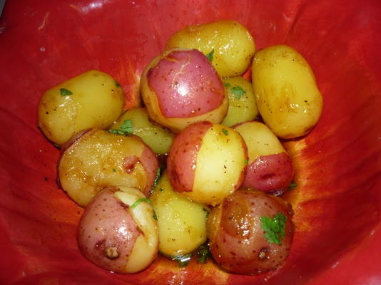 gekarameliseerde nieuwe aardappelen