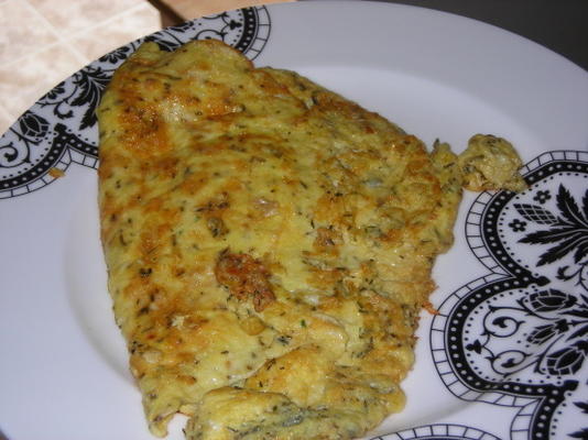 klassieke omelet met verse tijm en cheddar