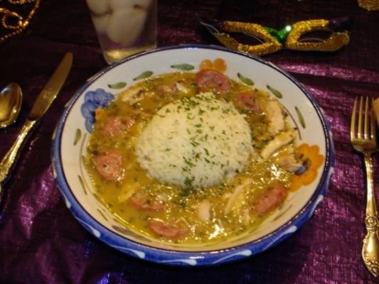 mardi gras kip en worst gumbo