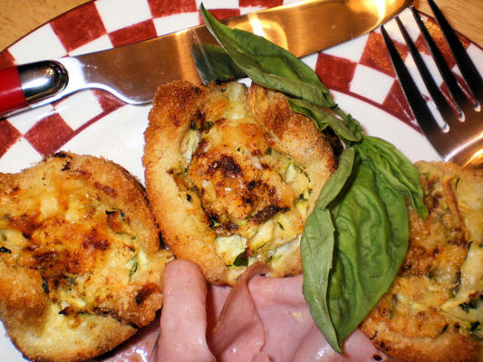 basilicum courgette toast