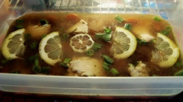 mijn kholodets (vis aspic)
