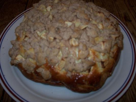 appelbrood met een streusel topping