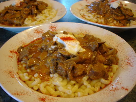 beef stroganoff en coquillettes (snelkookpan)