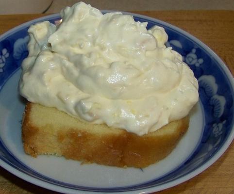 ananas frosted pond cake