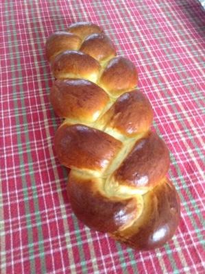 kerstbrood (met amandel gevulde challah)