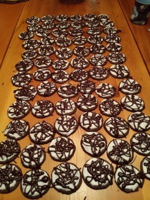 chocolademuntkoekjes met pepermuntsuikerglazuur