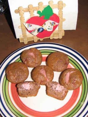 mini aardbeien verrassing muffins