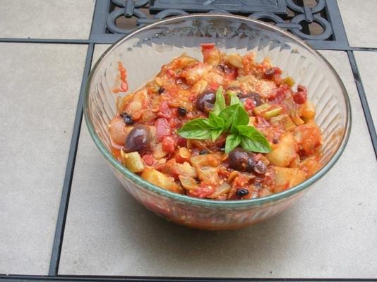 caponata met venkel, olijven en rozijnen