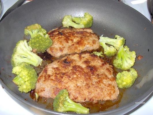 gehamerd varkensvlees met broccoli