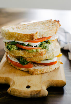 mozzacado sandwich