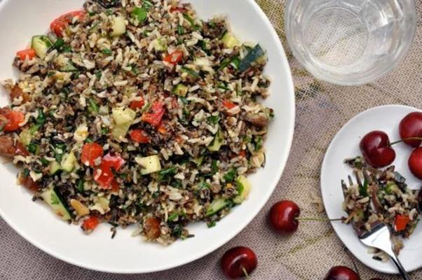 zoete en hartige wilde rijstsalade