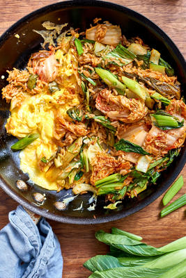 Kimchi-gebakken rijst met extra greens